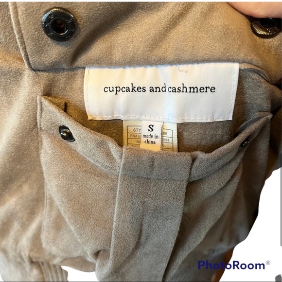 Cupcakes & Cashmere Reversible Bomber Aviator Jacket Size Small - Picture 6 of 16